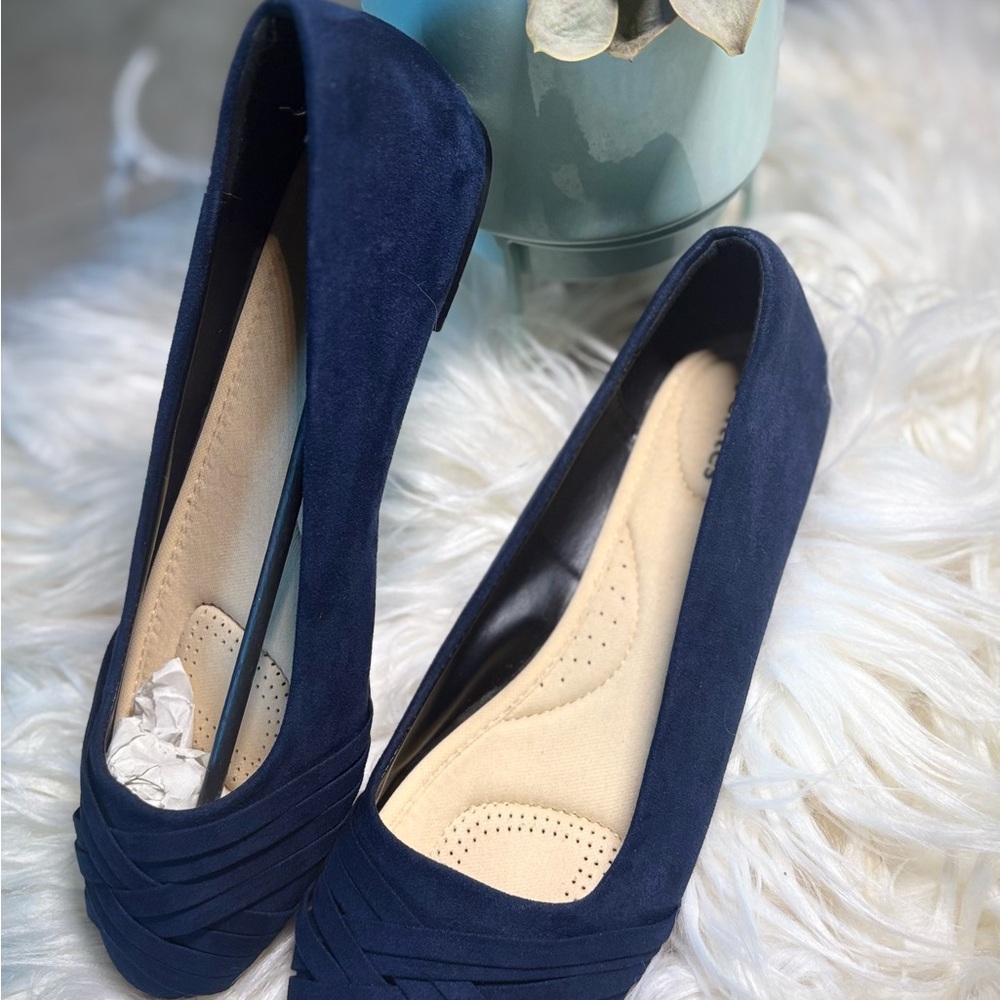 Veittes Chic Navy Blue Women's Flats